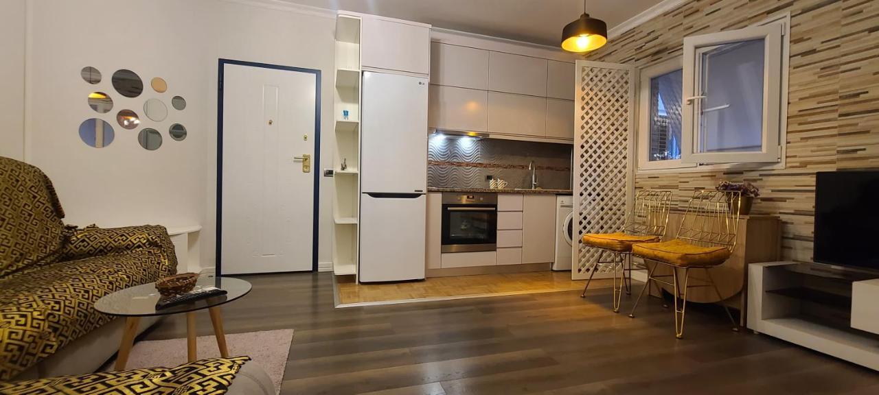 Oro Apartments Tirana Exterior photo