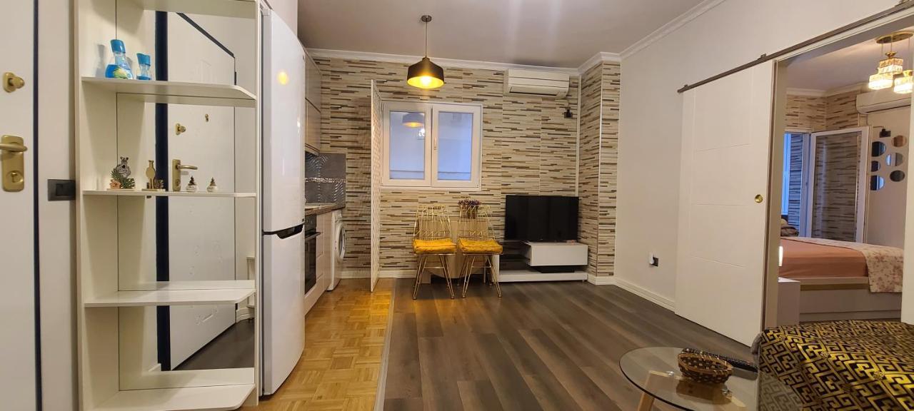 Oro Apartments Tirana Exterior photo